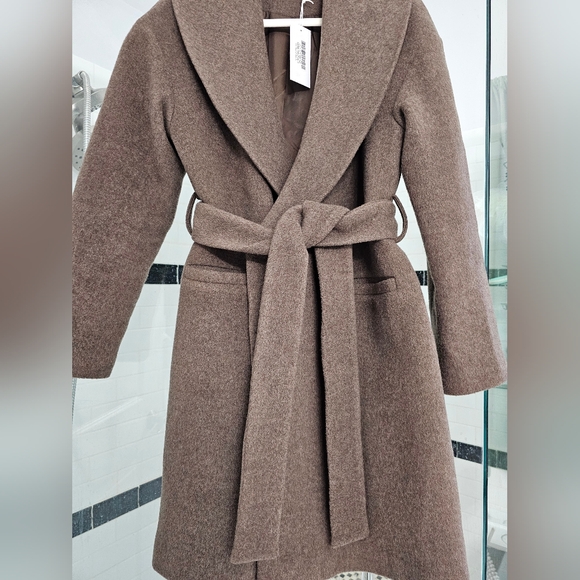 Reformation Kerri wrap coat - Picture 9 of 13